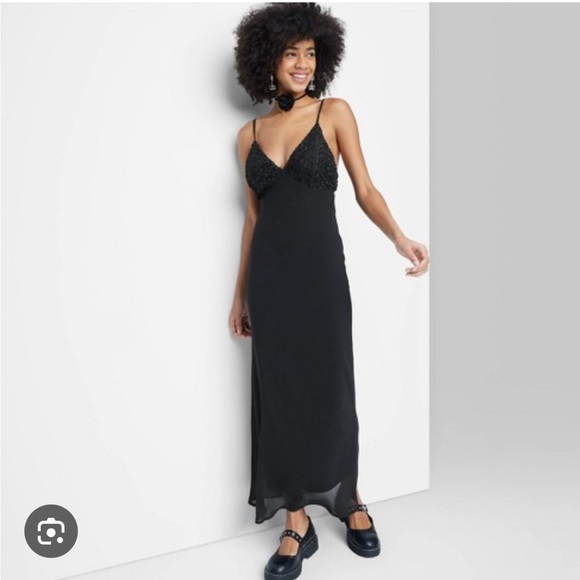 Sleeveless rosette cup maxi slip dress - Picture 4 of 8